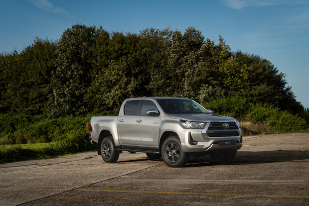 Toyota elektrificirala i Hilux - dolazi Hybrid 48V