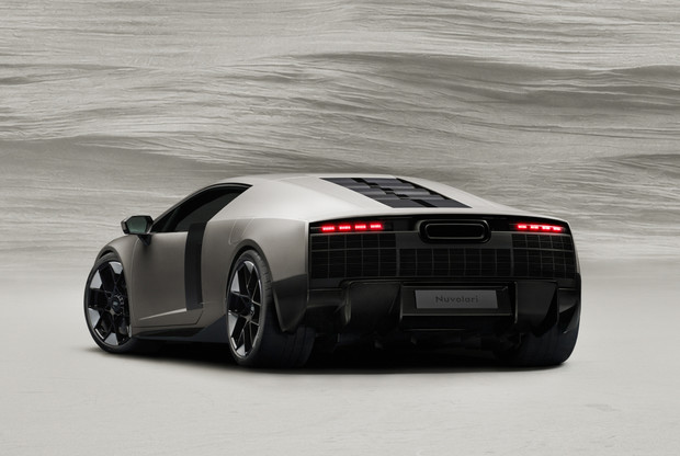 Audi predstavio hibridni superautomobil Nuvolari Audi predstavio hibridni superautomobil Nuvolari