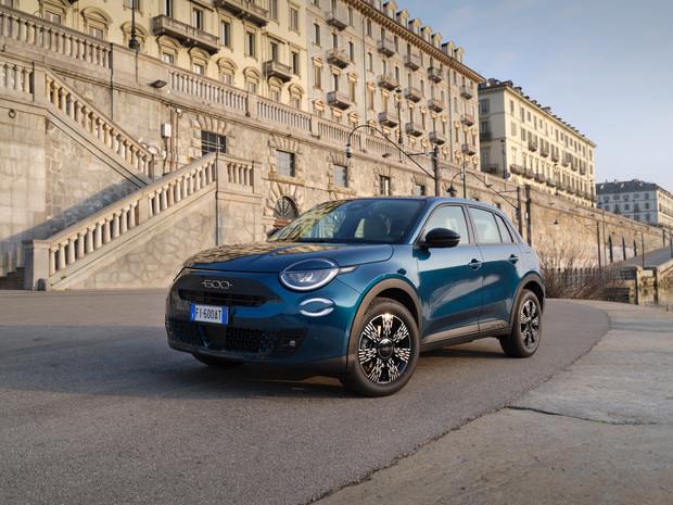 Fiat 600 dobio benzinsku verziju Fiat 600 dobio benzinsku verziju