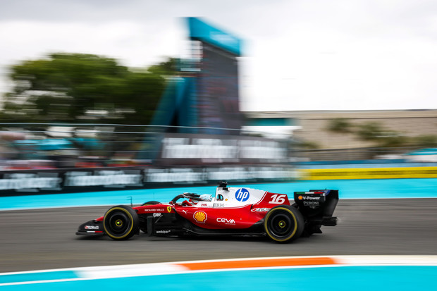 Formula 1 smanjuje ulogu električnog pogona Formula 1 smanjuje ulogu električnog pogona