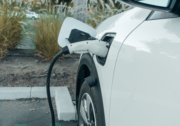 Novi poticaji za električna vozila do 9000 eura Novi poticaji za električna vozila do 9000 eura