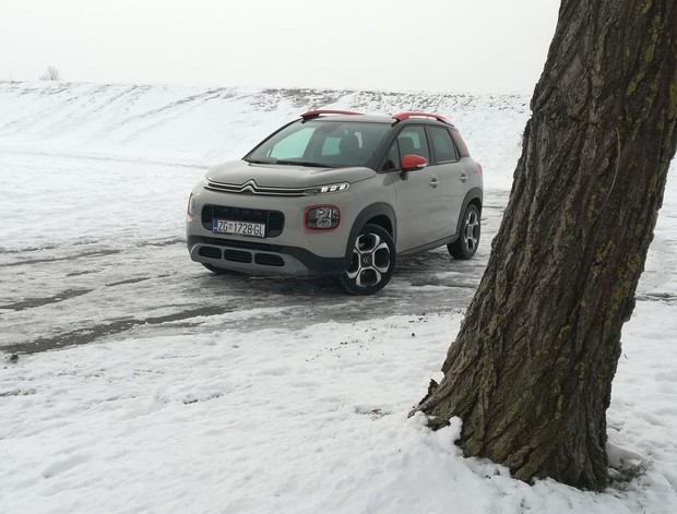 Citroen C3 Aircross Shine HDi 120 TEST